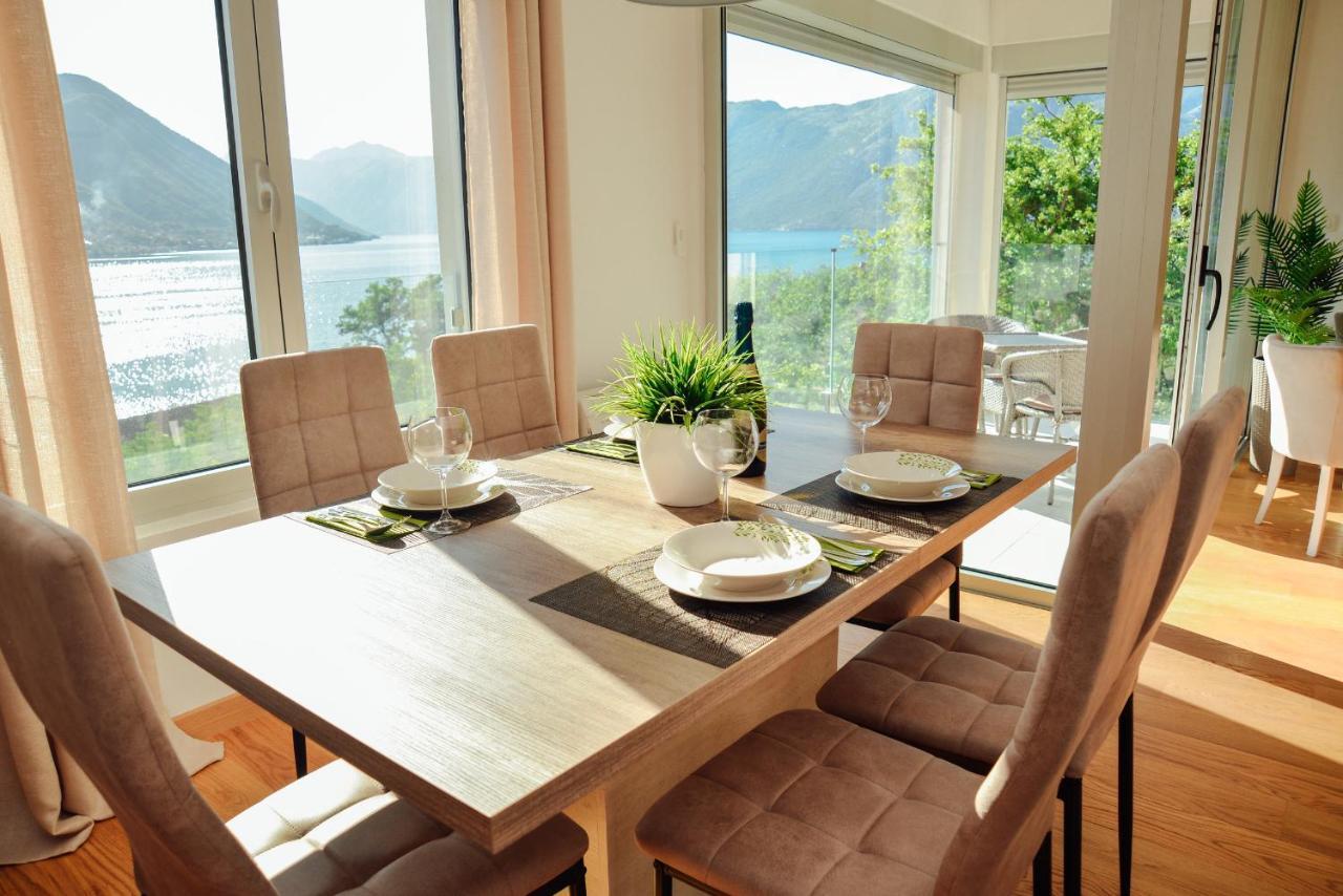 Ily Apartment With Sea View Kotor Exterior foto